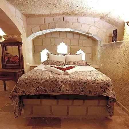 Eliz Cave House